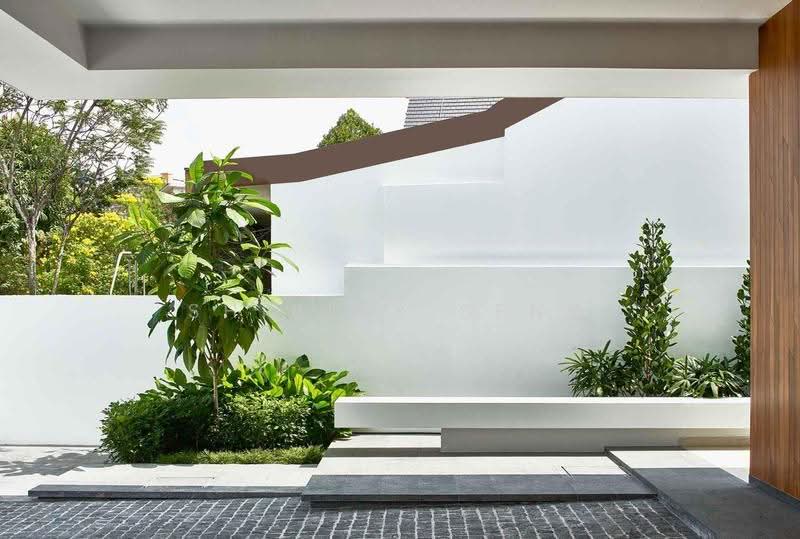 Rare Detached Home in Prestigious Serangoon Garden, Walmer Drive, Serangoon Garden Way, Hougang / Punggol / Sengkang, 6 Bedrooms, 6,500 sqft, Detached House For Sale, by Shirley Seng, 500293985 - Exterior - PropertyGuru.com.sg