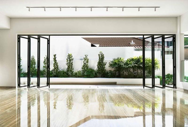 Rare Detached Home in Prestigious Serangoon Garden, Walmer Drive, Serangoon Garden Way, Hougang / Punggol / Sengkang, 6 Bedrooms, 6,500 sqft, Detached House For Sale, by Shirley Seng, 500293985 - Living Room - PropertyGuru.com.sg