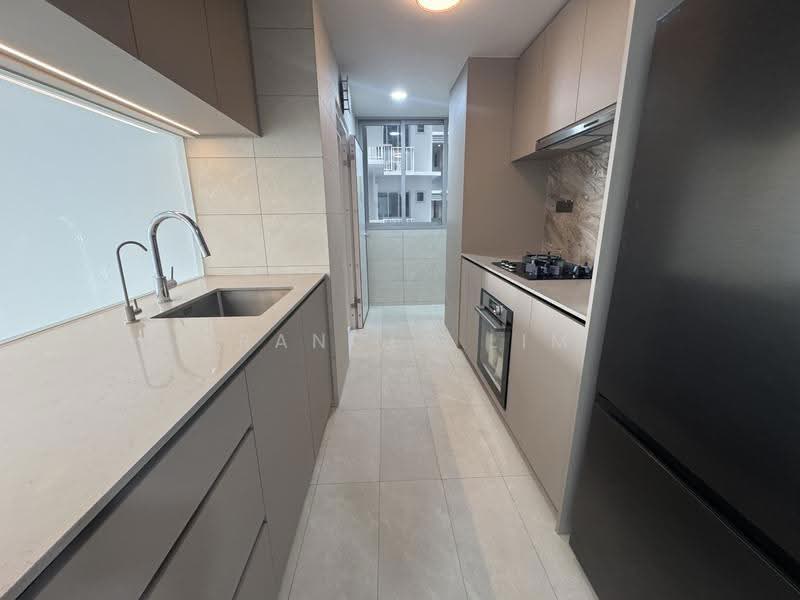 Grand Dunman, 16 Dunman Road, East Coast / Marine Parade, 3 Bedrooms, 1,119 sqft, Condominium For Rent, by Frances Lim, 500293989 - Kitchen - PropertyGuru.com.sg