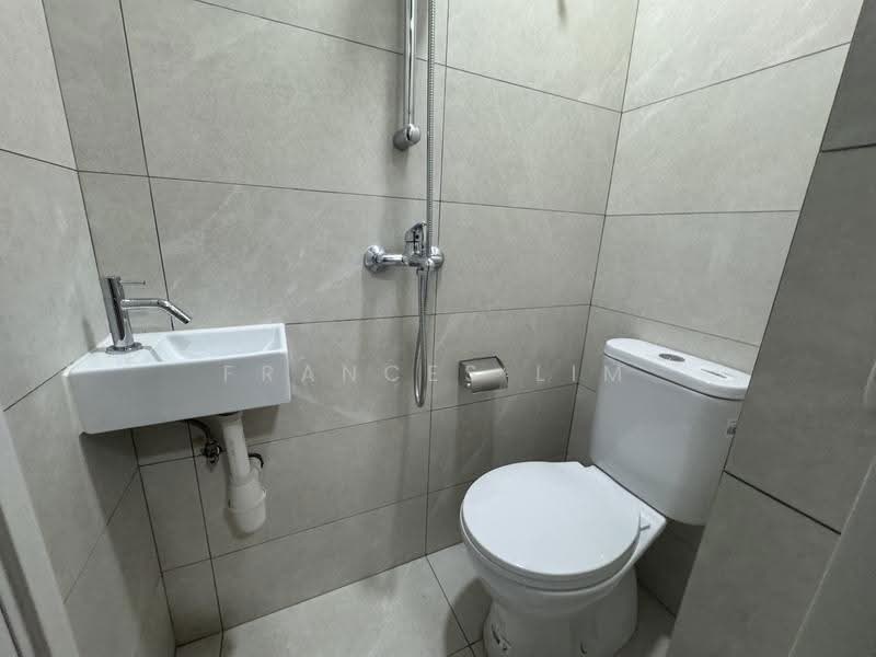 Grand Dunman, 16 Dunman Road, East Coast / Marine Parade, 3 Bedrooms, 1,119 sqft, Condominium For Rent, by Frances Lim, 500293989 - Bathroom - PropertyGuru.com.sg