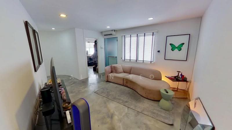 78 Moh Guan Terrace, 78 Moh Guan Terrace, Alexandra / Commonwealth, 2 Bedrooms, 915 sqft, Walk-up Apartment For Sale, by Alvin Yeo, 500293992 - Living Room - PropertyGuru.com.sg