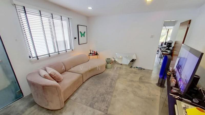 78 Moh Guan Terrace, 78 Moh Guan Terrace, Alexandra / Commonwealth, 2 Bedrooms, 915 sqft, Walk-up Apartment For Sale, by Alvin Yeo, 500293992 - Living Room - PropertyGuru.com.sg
