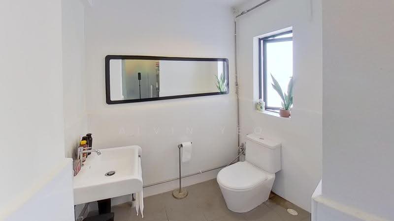 78 Moh Guan Terrace, 78 Moh Guan Terrace, Alexandra / Commonwealth, 2 Bedrooms, 915 sqft, Walk-up Apartment For Sale, by Alvin Yeo, 500293992 - Bathroom - PropertyGuru.com.sg