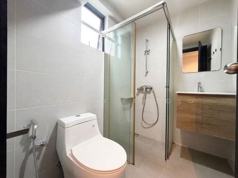 Aquarius By The Park, 5 Bedok Reservoir View, Bedok / Upper East Coast, 3 Bedrooms, 1,432 sqft, Condominium For Sale, by Noviana Santoso, 500294023 - Bathroom - PropertyGuru.com.sg