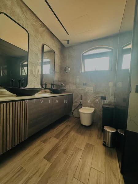Rare Corner Terrace, Freehold, Beautifully Renovated, Hillview Crescent, Hillview Drive, Hillview Ave, Hillview Garden Estate, Bukit Panjang, Choa Chu Kang, Clementi Park / Upper Bukit Timah, 5 Bedrooms, 4,300 sqft, Corner Terrace For Sale, by Vivian Yang, 500294048 - Bathroom - PropertyGuru.com.sg