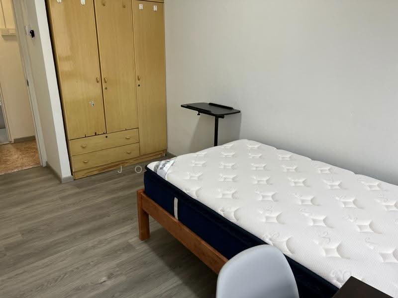 People's Park Complex, 1 Park Road, Boat Quay / Raffles Place / Marina, Room Rental, 130 sqft, Apartment For Rent, by Joyce Tan, 500294054 - Bedroom - PropertyGuru.com.sg