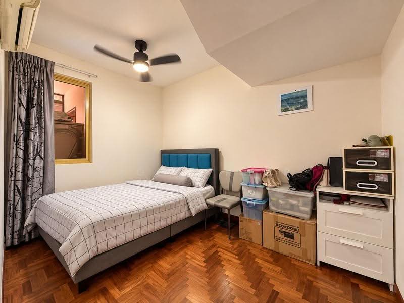 SUPER RARE!!! SPACIOUS 3 STOREY TERRACE!!! GREAT LOCATION!!! CONVENIENT WITH LOTS OF AMENITIES!!!, Hougang / Punggol / Sengkang, 6 Bedrooms, 2,850 sqft, Terraced House For Sale, by Eugene Khor, 500294062 - PropertyGuru.com.sg
