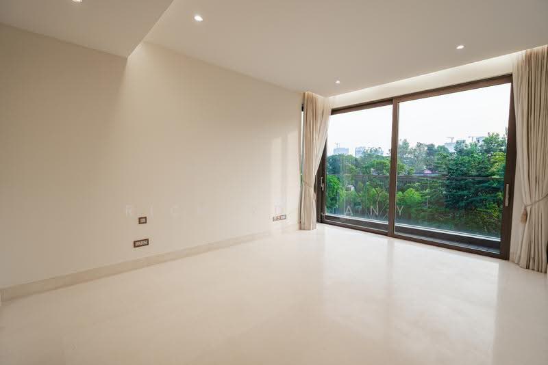 Master Balcony