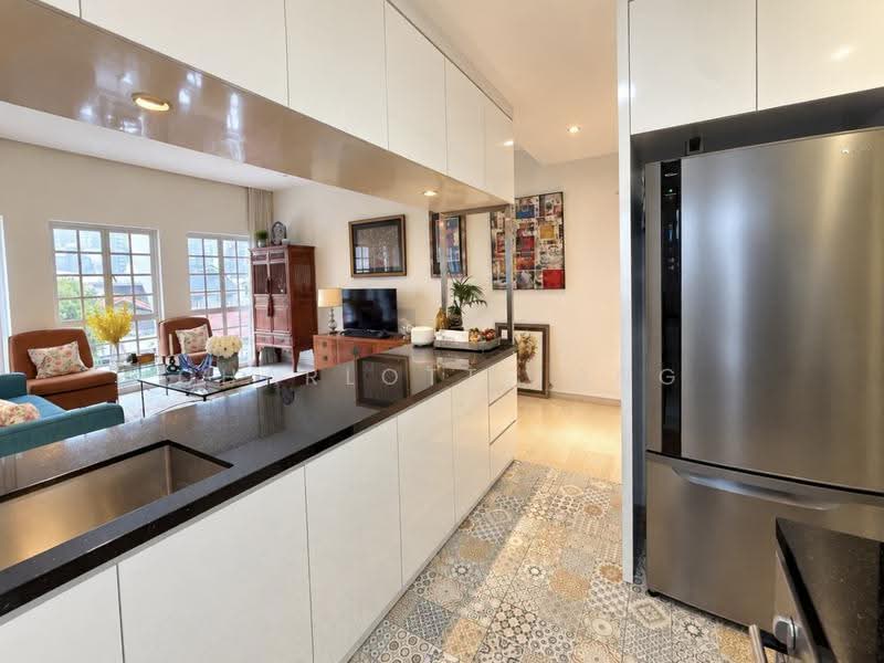 Eastwind Mansions, 102 Joo Chiat Terrace, East Coast / Marine Parade, 2 Bedrooms, 786 sqft, Condominium For Sale, by Charlotte Ang, 500294087 - Living Room - PropertyGuru.com.sg