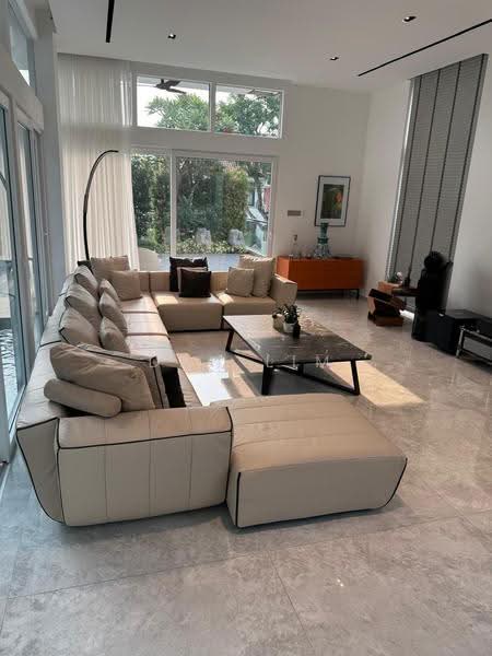 Braddell Heights Estate, Matlock Rise, Macpherson / Potong Pasir, 6 Bedrooms, 8,800 sqft, Bungalow House For Sale, by Dan Lim, 500294096 - Living Room - PropertyGuru.com.sg
