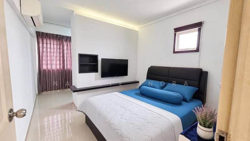 208 Bukit Batok Street 21, 208 Bukit Batok Street 21, Dairy Farm / Bukit Panjang / Choa Chu Kang, 3 Bedrooms, 1,119 sqft, HDB Flat For Sale, by Natalie Indra, 500294099 - Bedroom - PropertyGuru.com.sg
