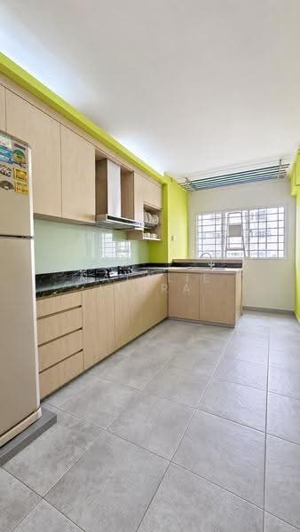 208 Bukit Batok Street 21, 208 Bukit Batok Street 21, Dairy Farm / Bukit Panjang / Choa Chu Kang, 3 Bedrooms, 1,119 sqft, HDB Flat For Sale, by Natalie Indra, 500294099 - Kitchen - PropertyGuru.com.sg