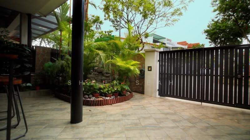 Tai Keng Gardens, Tai Keng Gardens, Hougang / Punggol / Sengkang, 4 Bedrooms, 2,000 sqft, Terraced House For Sale, by Shaun Seah, 500294103 - Exterior - PropertyGuru.com.sg