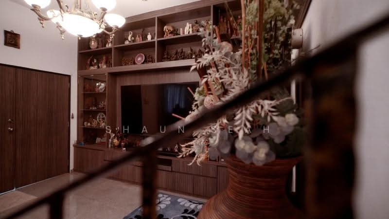 Tai Keng Gardens, Tai Keng Gardens, Hougang / Punggol / Sengkang, 4 Bedrooms, 2,000 sqft, Terraced House For Sale, by Shaun Seah, 500294103 - Living Room - PropertyGuru.com.sg