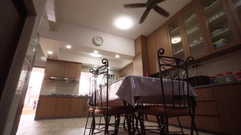 Tai Keng Gardens, Tai Keng Gardens, Hougang / Punggol / Sengkang, 4 Bedrooms, 2,000 sqft, Terraced House For Sale, by Shaun Seah, 500294103 - Kitchen - PropertyGuru.com.sg