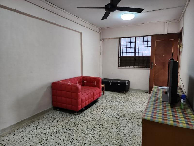 304 Jurong East Street 32, 304 Jurong East Street 32, Boon Lay / Jurong / Tuas, Room Rental, 120 sqft, HDB Flat For Rent, by Faith Yee, 500294105 - Living Room - PropertyGuru.com.sg