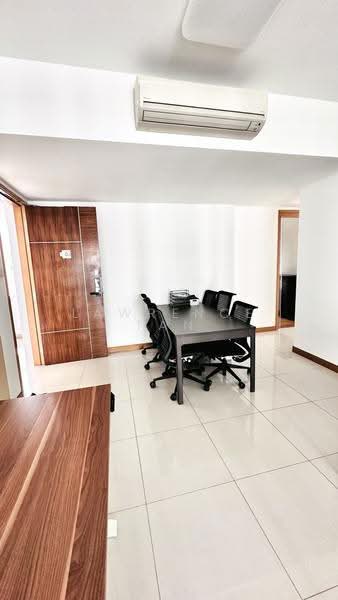 The Beacon, 130 Cantonment Road, Chinatown / Tanjong Pagar, 3 Bedrooms, 1,109 sqft, Apartment For Rent, by Lawrence Tan, 500294108 - Interior - PropertyGuru.com.sg