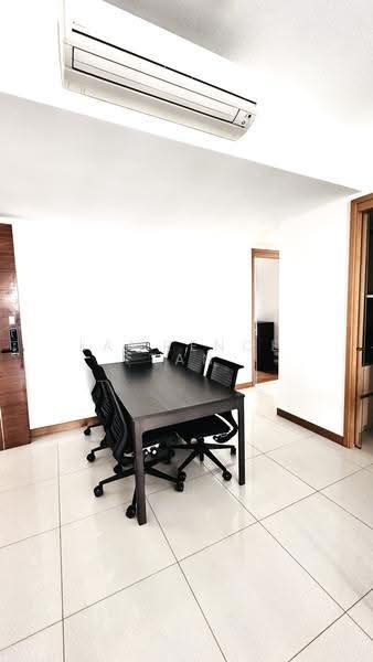 The Beacon, 130 Cantonment Road, Chinatown / Tanjong Pagar, 3 Bedrooms, 1,109 sqft, Apartment For Rent, by Lawrence Tan, 500294108 - Study - PropertyGuru.com.sg