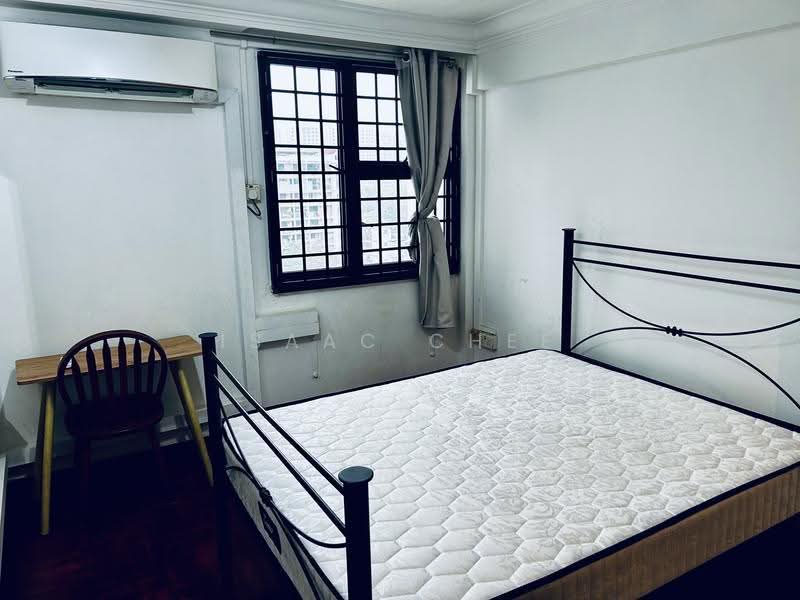 4 Jalan Batu, 4 Jalan Batu, East Coast / Marine Parade, 2 Bedrooms, 721 sqft, HDB Flat For Rent, by Isaac Chee, 500294117 - Bedroom - PropertyGuru.com.sg