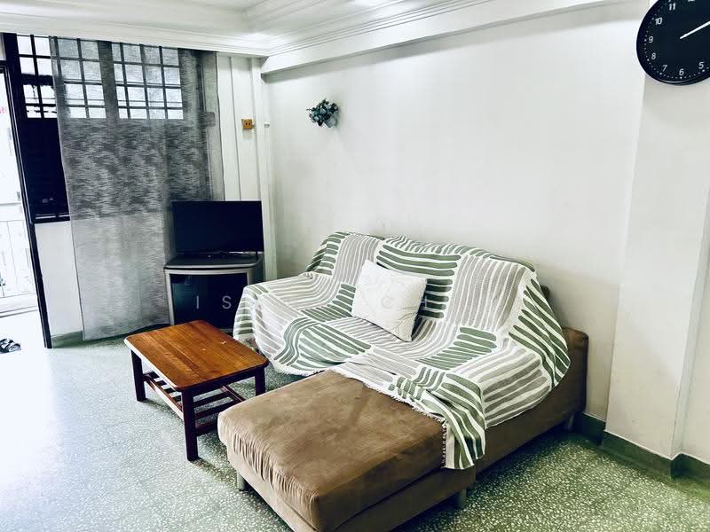 4 Jalan Batu, 4 Jalan Batu, East Coast / Marine Parade, 2 Bedrooms, 721 sqft, HDB Flat For Rent, by Isaac Chee, 500294117 - Living Room - PropertyGuru.com.sg