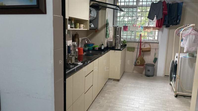 4 Ghim Moh Road, 4 Ghim Moh Road, Tanglin / Holland / Bukit Timah, Room Rental, 150 sqft, HDB Flat For Rent, by Frankie Teo (张文仁), 500294120 - Kitchen - PropertyGuru.com.sg