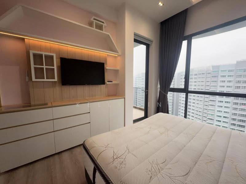 Boathouse Residences, 23 Upper Serangoon View, Hougang / Punggol / Sengkang, 2 Bedrooms, 915 sqft, Condominium For Rent, by Kelly Lin, 500294121 - Bedroom - PropertyGuru.com.sg
