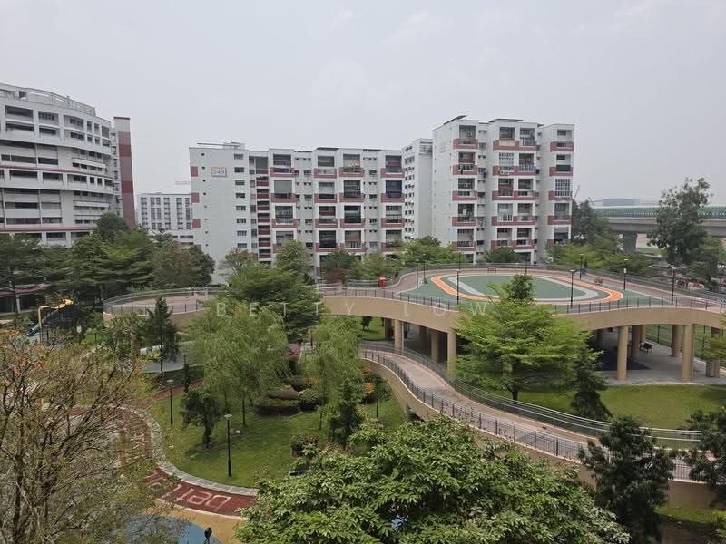 556 Jurong West Street 42, 556 Jurong West Street 42, Boon Lay / Jurong / Tuas, 4 Bedrooms, 1,593 sqft, HDB Flat For Sale, by Betty Low, 500294137 - PropertyGuru.com.sg