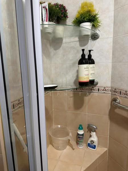 Parc Oasis, 43 Jurong East Avenue 1, Boon Lay / Jurong / Tuas, 2 Bedrooms, 1,076 sqft, Condominium For Rent, by Joseph Tan, 500294146 - PropertyGuru.com.sg