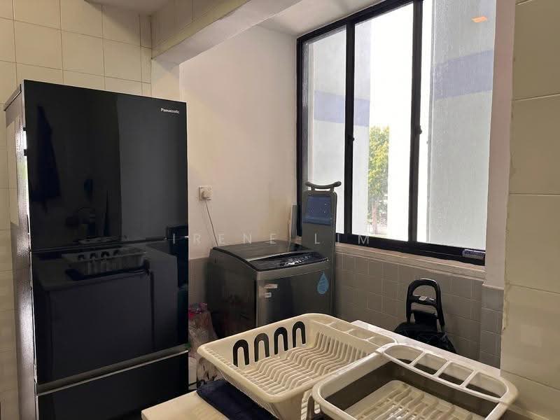 Mandarin Gardens, 1 Siglap Road, East Coast / Marine Parade, 1 Bedroom, 732 sqft, Condominium For Sale, by Irene Lim, 500294149 - Kitchen - PropertyGuru.com.sg