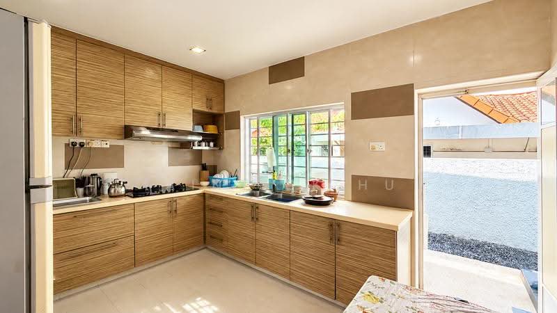 Detached Home near Kembangan MRT, Eunos / Geylang / Paya Lebar, 4 Bedrooms, 4,800 sqft, Detached House For Sale, by Iainrick Hu, 500294157 - Kitchen - PropertyGuru.com.sg