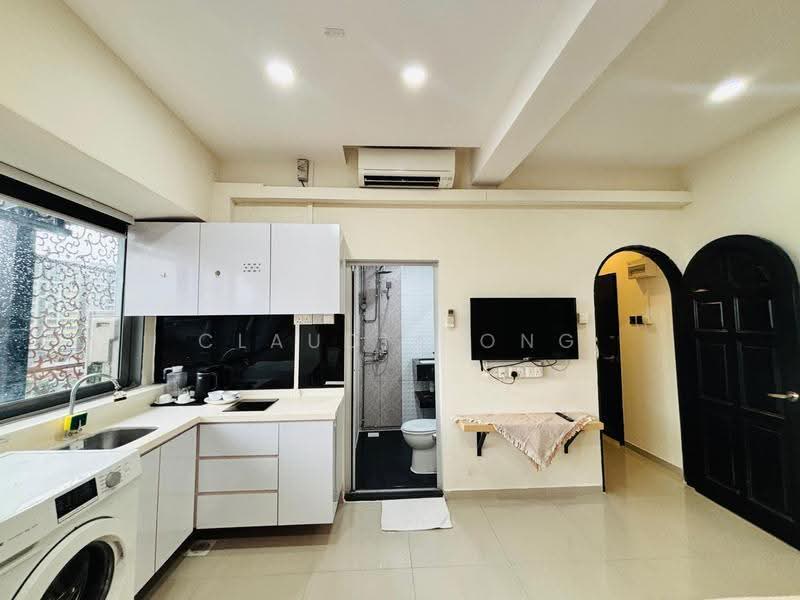Seran Court, 2A Wolskel Road, Macpherson / Potong Pasir, 1 Bedroom, 300 sqft, Apartment For Rent, by Claudia Ong, 500294172 - Kitchen - PropertyGuru.com.sg