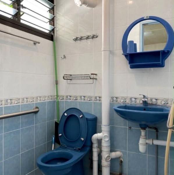 230 Yishun Street 21, 230 Yishun Street 21, Sembawang / Yishun, 1 Bedroom, 871 sqft, HDB Flat For Rent, by Naomi Wu, 500294173 - Bathroom - PropertyGuru.com.sg