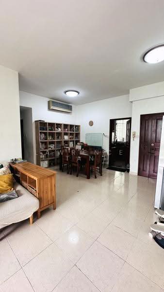 Hillview Heights, 27 Hillview Avenue, Dairy Farm / Bukit Panjang / Choa Chu Kang, 3 Bedrooms, 1,184 sqft, Condominium For Rent, by Lawrence Tan, 500294179 - Living Room - PropertyGuru.com.sg