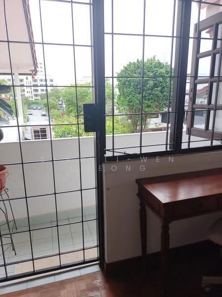 Opera Estate, Jalan Bangsawan, East Coast / Marine Parade, Room Rental, 97 sqft, Terraced House For Rent, by Sean Li-wen Cheong, 500294185 - Balcony - PropertyGuru.com.sg