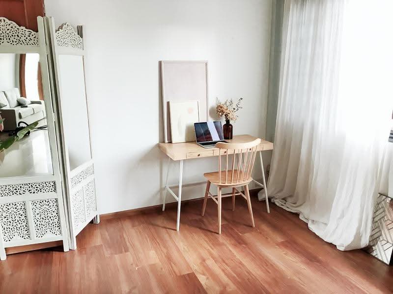 Spacious Joo Chiat road Walkup, Joo Chiat Road, East Coast / Marine Parade, 3 Bedrooms, 1,033 sqft, Walk-up Apartment For Sale, by Wang JC, 500294194 - Study - PropertyGuru.com.sg