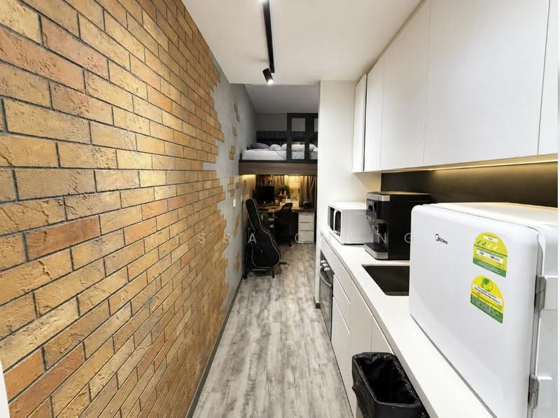 The Topiary, 11 Fernvale Lane, Seletar / Yio Chu Kang, 3 Bedrooms, 1,259 sqft, Condominium For Sale, by Klyssa Chong, 500294195 - Kitchen - PropertyGuru.com.sg
