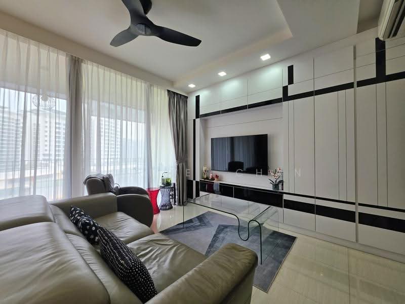 The Amore, 57A Edgedale Plains, Hougang / Punggol / Sengkang, 4 Bedrooms, 1,227 sqft, Condominium For Sale, by Godfrey Chan, 500294199 - Living Room - PropertyGuru.com.sg