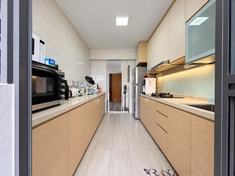 479B Yishun Street 42, 479B Yishun Street 42, Sembawang / Yishun, 3 Bedrooms, 1,001 sqft, HDB Flat For Sale, by Danial Arif, 500294212 - Kitchen - PropertyGuru.com.sg