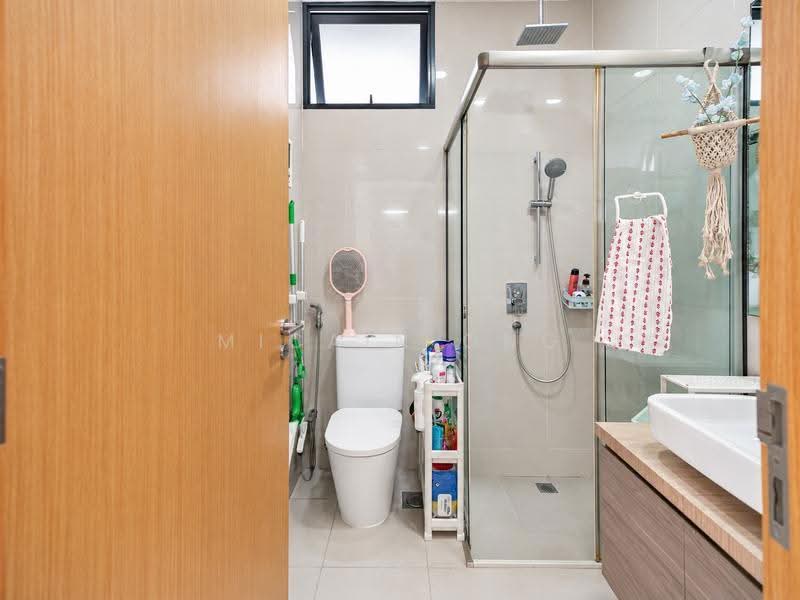 The Serenno, 103 Haig Road, East Coast / Marine Parade, 2 Bedrooms, 775 sqft, Apartment For Sale, by Micain Ong, 500294244 - Bathroom - PropertyGuru.com.sg