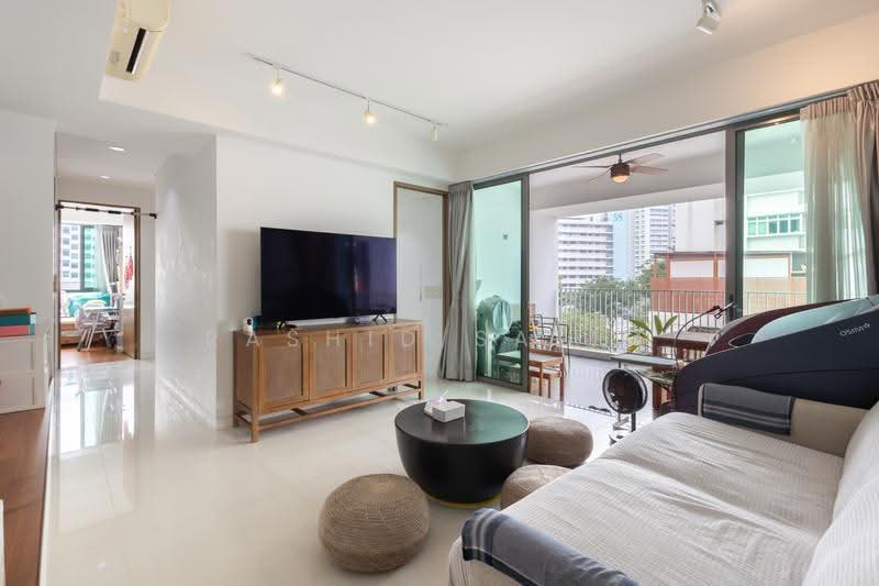 St Patrick's Residences, 60 St. Patrick'S Road, East Coast / Marine Parade, 3 Bedrooms, 1,206 sqft, Apartment For Sale, by Rashid Salim, 500294263 - Living Room - PropertyGuru.com.sg