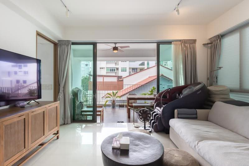 St Patrick's Residences, 60 St. Patrick'S Road, East Coast / Marine Parade, 3 Bedrooms, 1,206 sqft, Apartment For Sale, by Rashid Salim, 500294263 - Living Room - PropertyGuru.com.sg