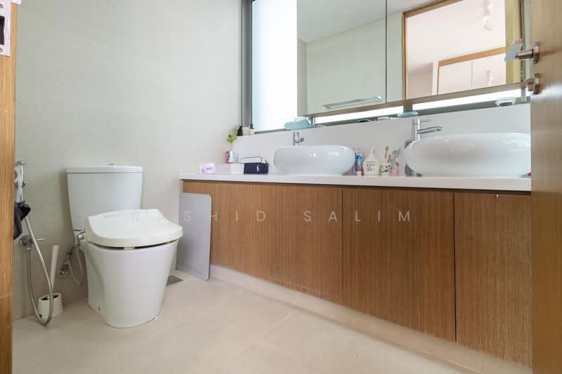 St Patrick's Residences, 60 St. Patrick'S Road, East Coast / Marine Parade, 3 Bedrooms, 1,206 sqft, Apartment For Sale, by Rashid Salim, 500294263 - Bathroom - PropertyGuru.com.sg