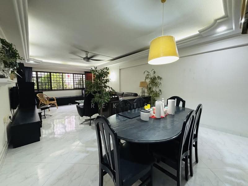 271 Tampines Street 21, 271 Tampines Street 21, Pasir Ris / Tampines, 3 Bedrooms, 1,119 sqft, HDB Flat For Sale, by Derek Teng, 500294274 - Living Room - PropertyGuru.com.sg