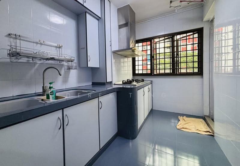 271 Tampines Street 21, 271 Tampines Street 21, Pasir Ris / Tampines, 3 Bedrooms, 1,119 sqft, HDB Flat For Sale, by Derek Teng, 500294274 - Kitchen - PropertyGuru.com.sg