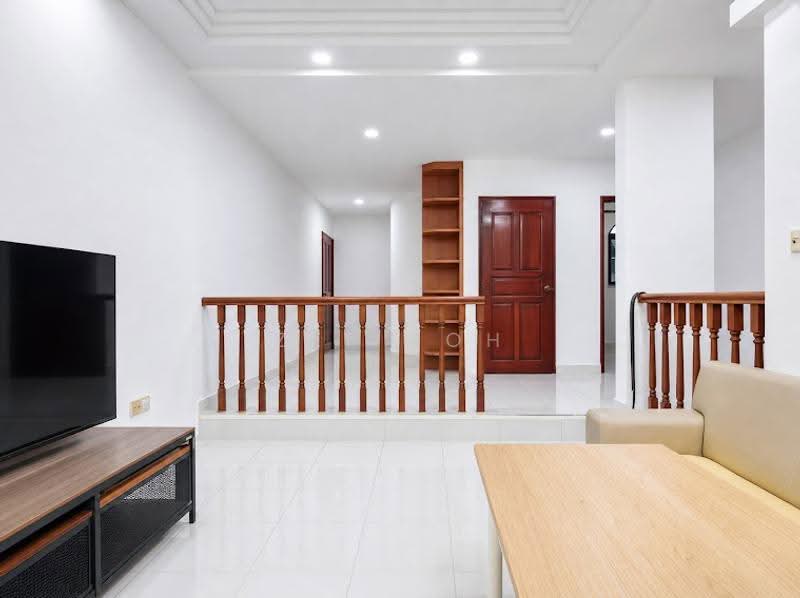 The Watercrest, Loyang Besar Close, Changi Airport / Changi Village, 3 Bedrooms, 1,033 sqft, Condominium For Sale, by Zee Koh, 500294275 - PropertyGuru.com.sg
