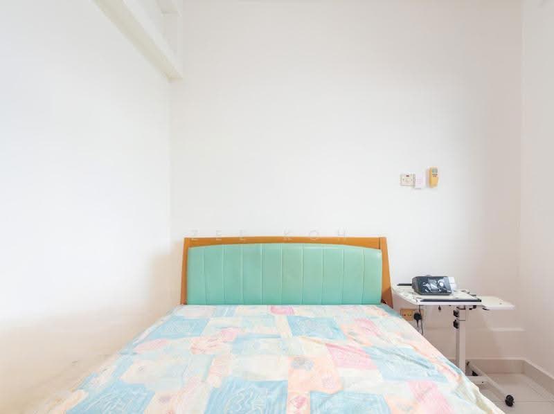 The Watercrest, Loyang Besar Close, Changi Airport / Changi Village, 3 Bedrooms, 1,033 sqft, Condominium For Sale, by Zee Koh, 500294275 - PropertyGuru.com.sg