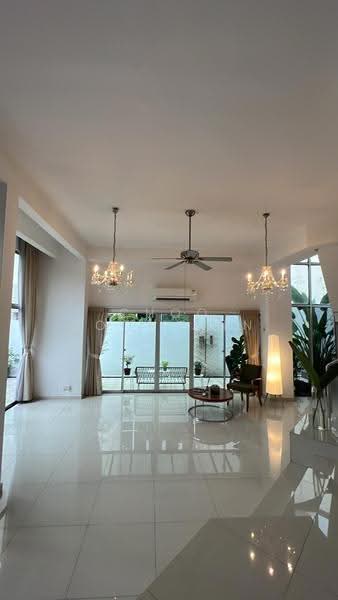 Rare Landed Opportunity in Siglap, Figaro Street / Elite Park / Jalan Tua Kong, East Coast / Marine Parade, 5 Bedrooms, 3,000 sqft, Semi-Detached House For Sale, by Choo Soon Ann, 500294279 - Living Room - PropertyGuru.com.sg