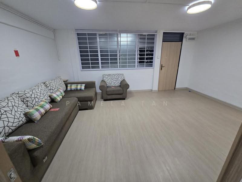 242 Serangoon Avenue 3, 242 Serangoon Avenue 3, Hougang / Punggol / Sengkang, Room Rental, 120 sqft, HDB Flat For Rent, by Pamela Tan, 500294283 - PropertyGuru.com.sg