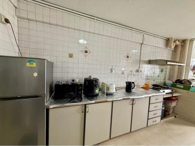 233 Bukit Batok East Avenue 5, 233 Bukit Batok East Avenue 5, Dairy Farm / Bukit Panjang / Choa Chu Kang, 2 Bedrooms, 721 sqft, HDB Flat For Rent, by Devin Lee, 500294288 - PropertyGuru.com.sg