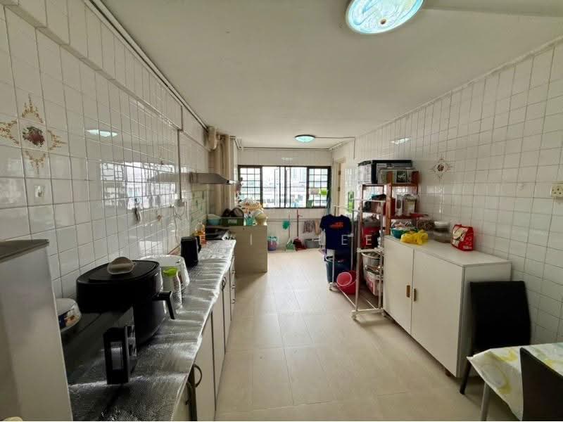 233 Bukit Batok East Avenue 5, 233 Bukit Batok East Avenue 5, Dairy Farm / Bukit Panjang / Choa Chu Kang, 2 Bedrooms, 721 sqft, HDB Flat For Rent, by Devin Lee, 500294288 - PropertyGuru.com.sg